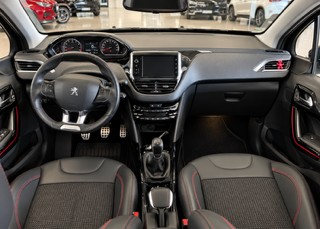 Peugeot 2008 1.2 Puretech Gt Line